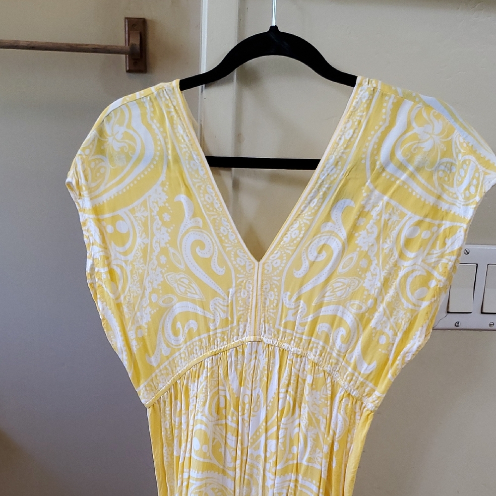 Ultra Flirt Yellow and White Paisley Mini Dress